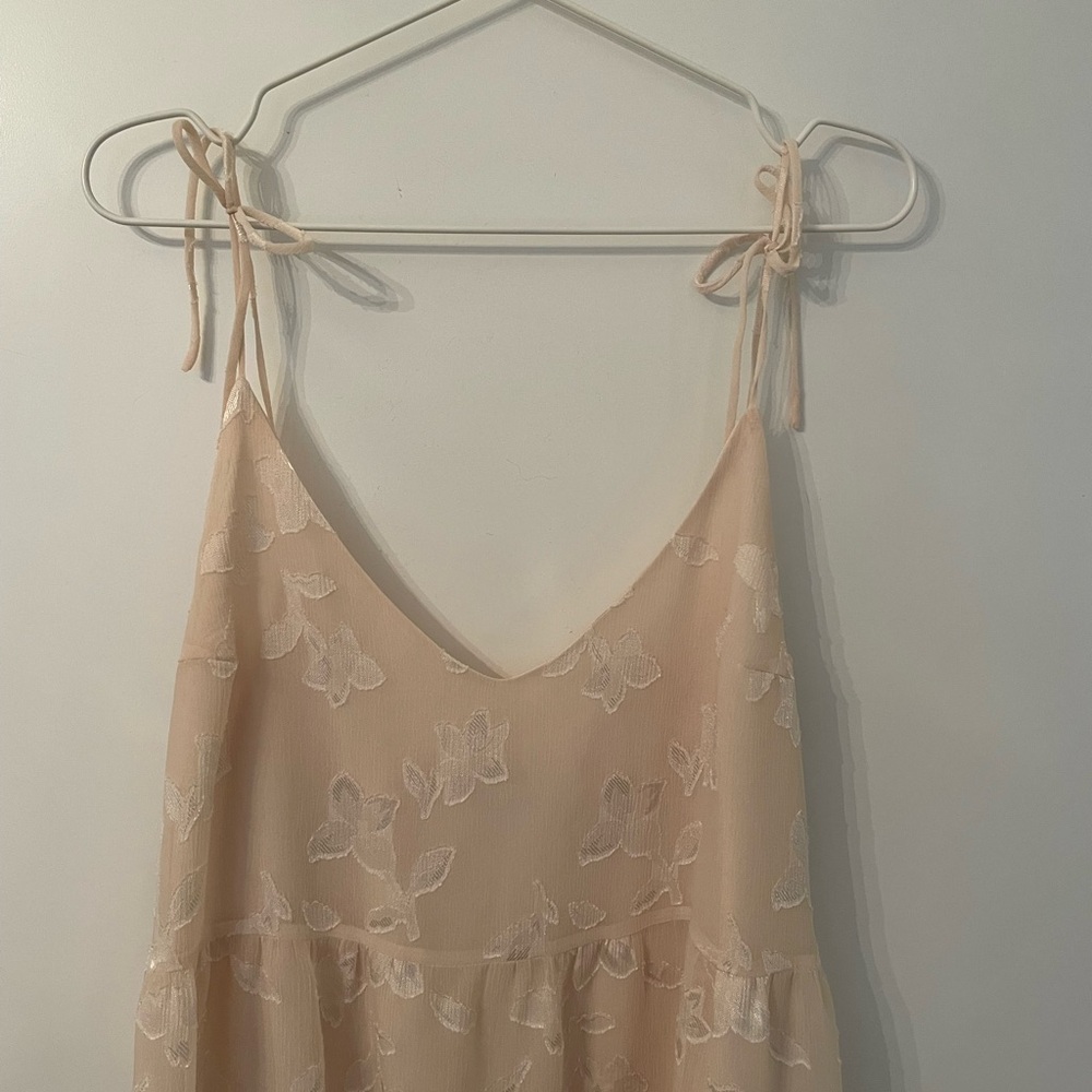 Park & Fifth Cream Floral Midi Dress - Picture 2 of 3